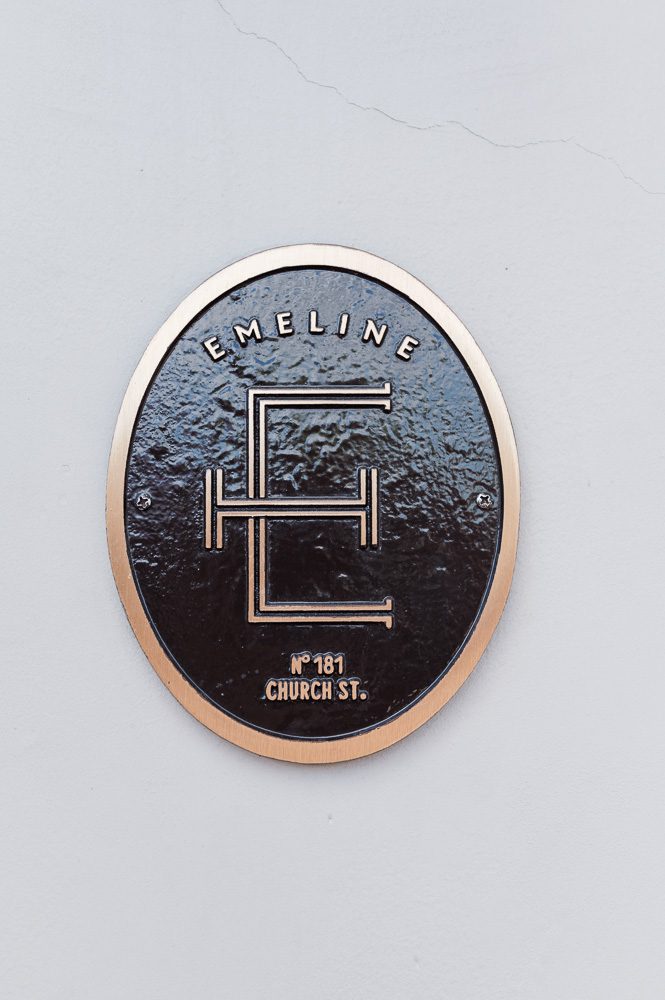 Hotel Emeline plaque